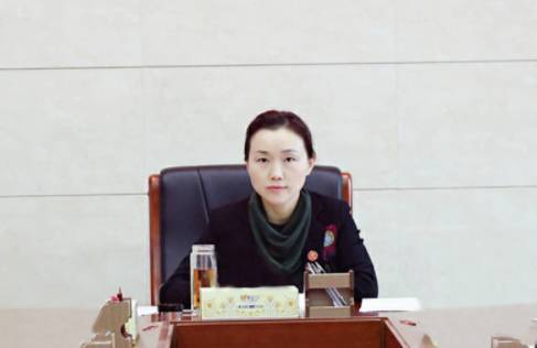 县委常委,组织部长李芳