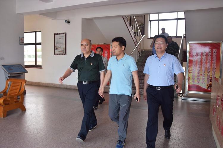 城阳区副区长毕建国莅临社区视察指导上合青岛峰会安保维稳工作