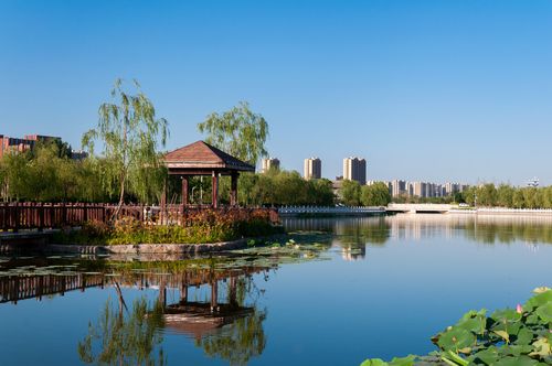 御龙河公园