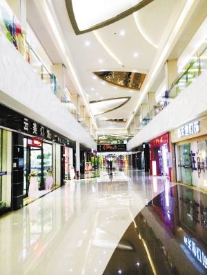 昆明华洋家居广场:十年树"碑"(图)