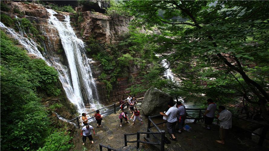 九莲山风景区