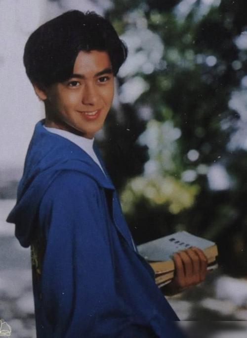 "不老男神"林志颖,旧照尽显清秀,颜值完全不输当红流量小生!