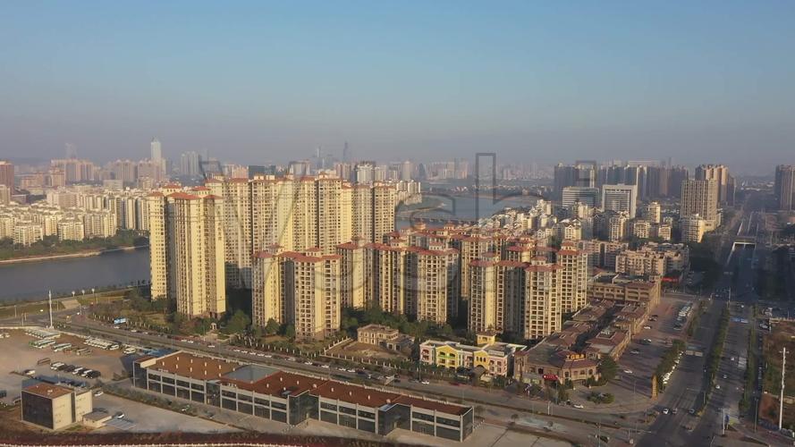 实拍洋房高楼龙光水悦龙湾航拍