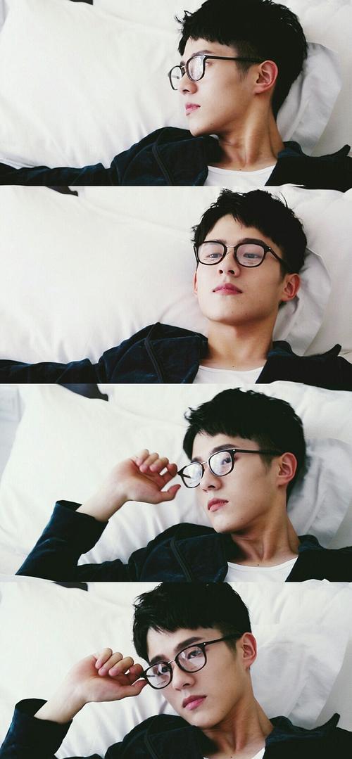 戴眼镜的刘昊然真的很适合演斯文败类啊