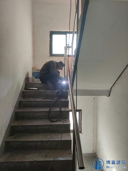 中国进出口银行文慧园职工宿舍小区外围铁艺围栏和楼梯扶手更换项目