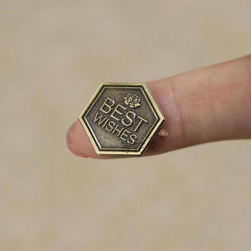 等花来wishes best 金属小号 logo 永生花复古铜色六角形铭牌花店通用