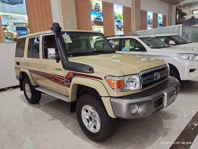 中东版丰田lc76绝版车型现车包牌包税