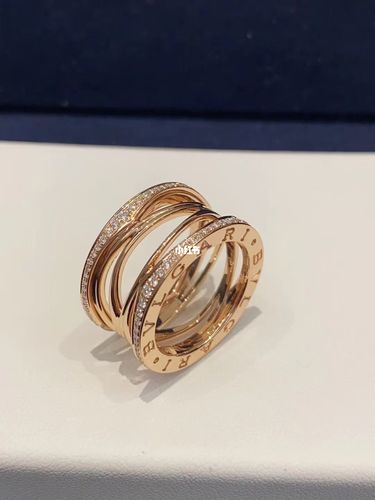 分享宝格丽镂空镶钻戒指_镂空_戒指_镶钻_珠宝首饰_宝格丽怎么样_钻戒