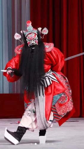 天津京剧院三台大戏唱响中国南疆的京剧重镇云南