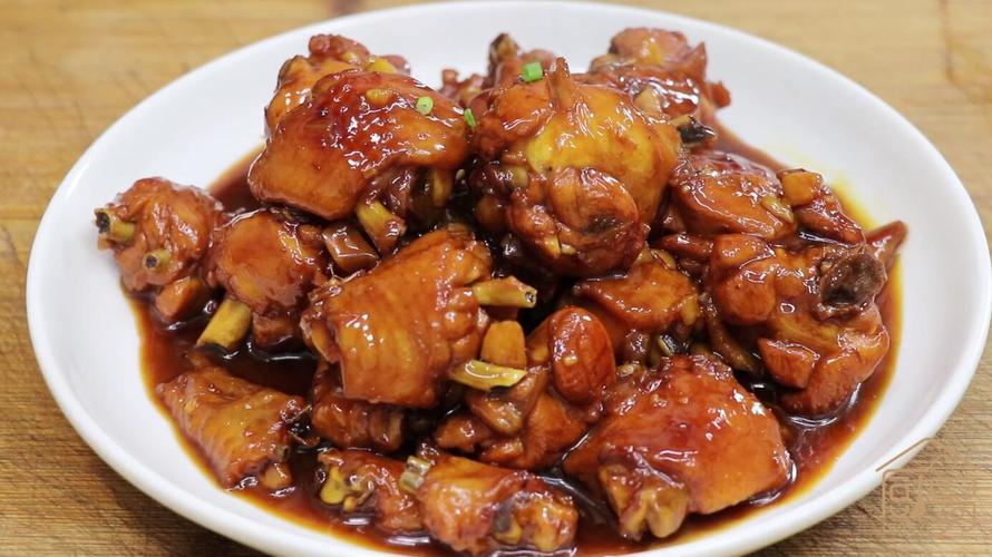 鸡肉做法很多,有我们常吃的白切鸡,辣子鸡,酱爆鸡,红烧鸡块等等,每一