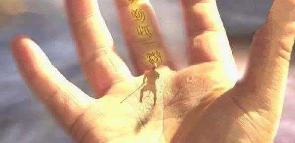 孙悟空被压在五指山下为什么法术越来越弱?原来是如来