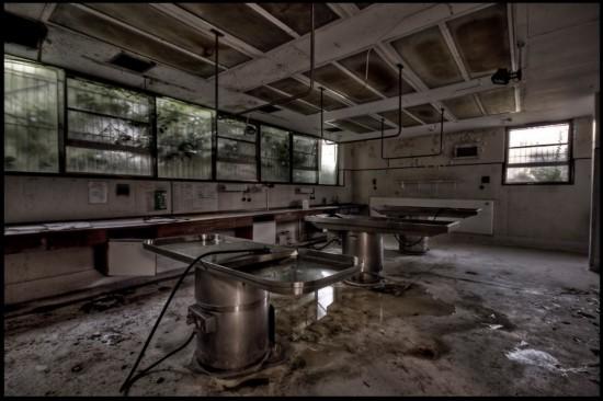 恐怖之地!实拍世界各地废弃的停尸房【10】