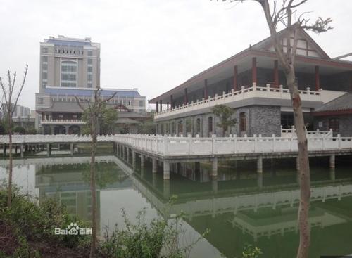 成都工业学院校园风景