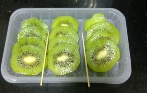 猕猴桃怎么切拼盘好看 猕猴桃的花式切法-娱乐空间