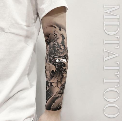 鲤鱼锦鲤纹身#传统花臂纹身#小臂莲花纹身_纹身_鲤鱼