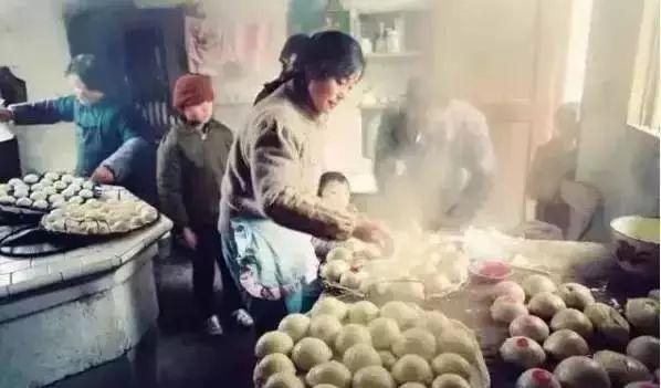 50607080年代春节老照片追寻简单而珍贵的年味儿