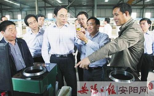 安阳市:市委书记丁巍深入林州调研工业项目