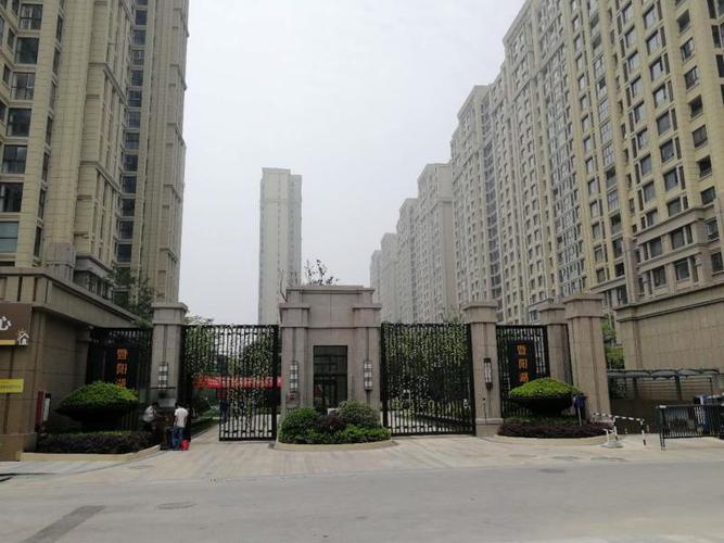 张家港世茂九溪墅小区图片实景_暨阳大道与港城大道处