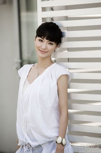 《神枪手》于越演绎革命爱情偶像剧 神似冯程程