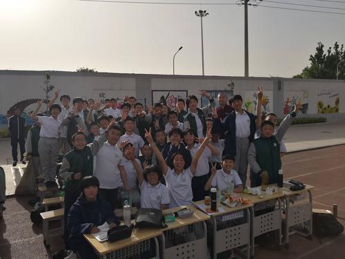 "奔跑吧,骄傲的少年"——济南育贤中学春季全员运动会