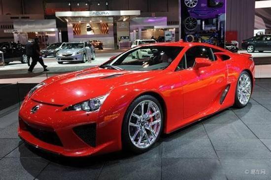 雷克萨斯超级跑车lfa红光山车展耀世呈现