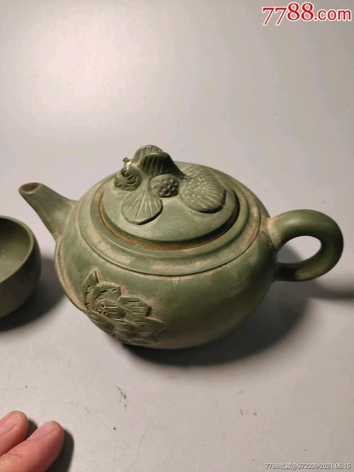 90年代左右,蠡湖精品,绿泥紫砂壶一套