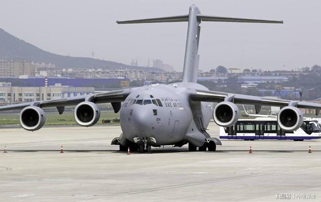 c5银河战略运输机飞了半世纪的空中巨无霸运输量多大
