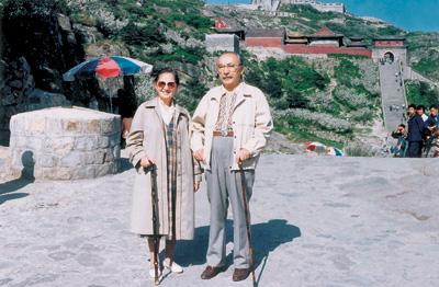 党和国家领导人在泰山