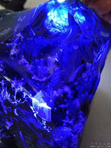 天然蓝宝石原石