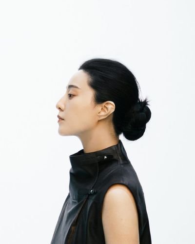 范冰冰时尚照曝光,造型百变时髦前卫,耳朵和脸连在一起引起热议