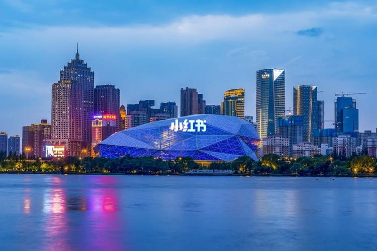 沈阳盛京大剧院_剧院_夕阳_盛京大剧院_拍照圣地_出行