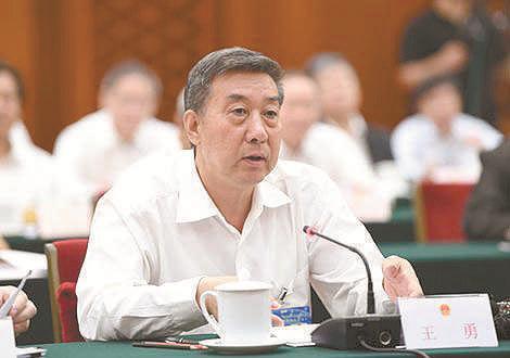 已经走过改革开放波澜壮阔40年的中国,必将                    进步