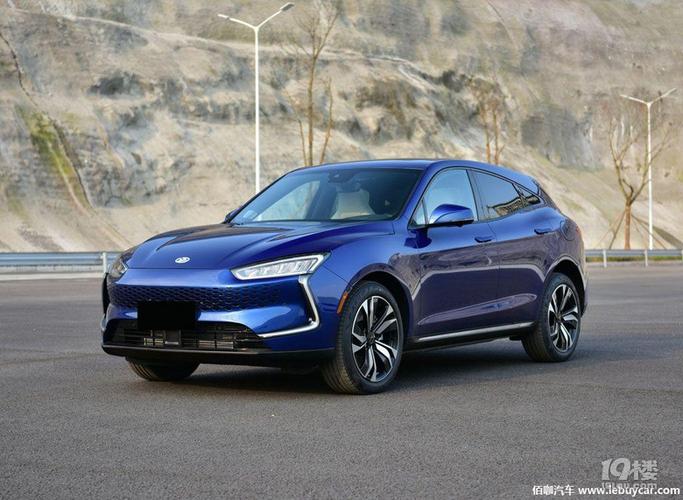 有人会去买华为汽车sf5吗