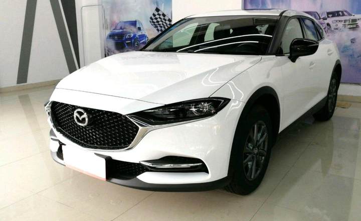 马自达 cx4 2020款 cx4 2.0l 自动两驱蓝天活力版
