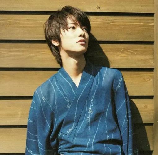 日本最帅气男演员榜单top10揭晓新老交替大家是不是照单全收呢