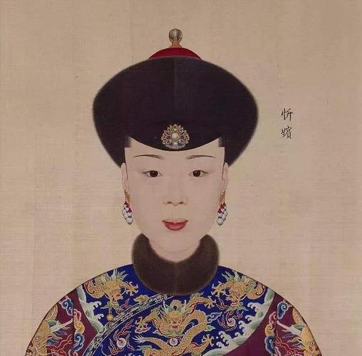 可以抗衡令妃的女人生三胎离奇死亡忻贵妃的死和令妃有关吗