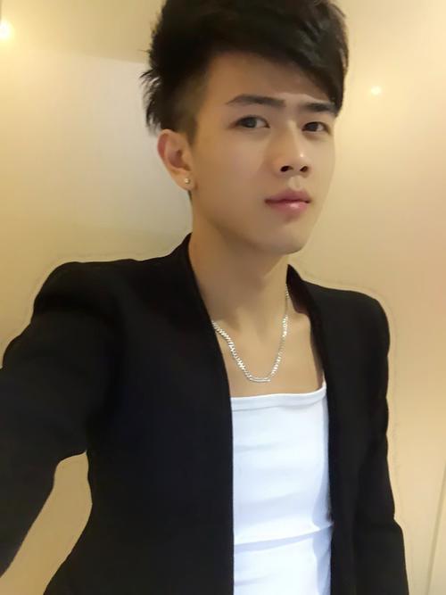 他曾是命『黎伟』