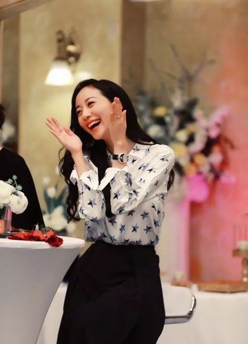 金大福珠宝代言人韩雪