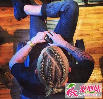 男生蝎子辫蜈蚣辫发型图片