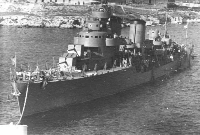 苏联天蓝旗舰,二战期间极速狂飙的驱逐舰:塔什干级驱逐舰