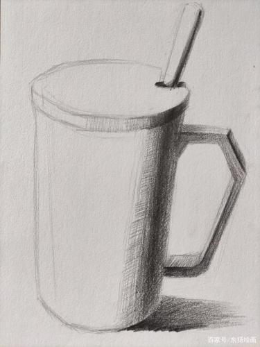 一个杯子的素描教程,步骤详细