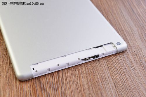 正版win10抢先用 昂达v919 core m评测