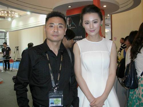 胡新军与著名演员毛林林合影