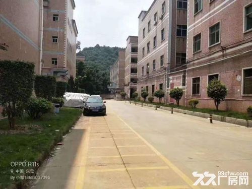 凤岗近深圳雁田带装修厂房三楼1080平方出租,适合各行业