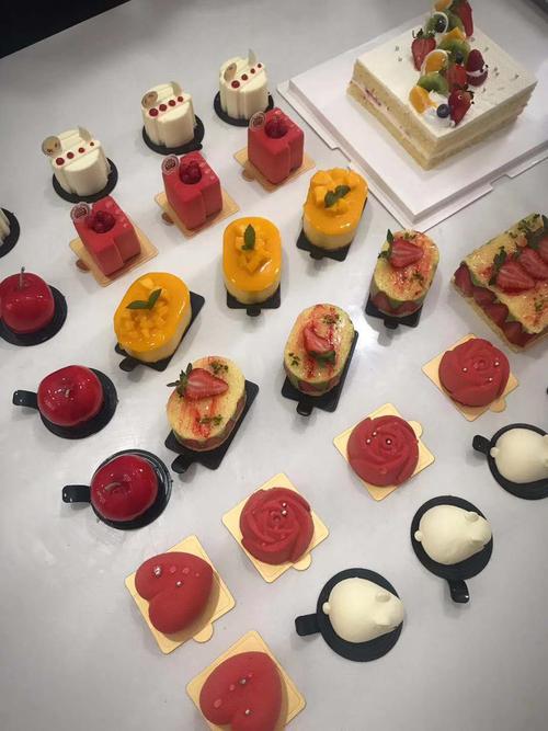 唐山西点培训学校一站式学习服务