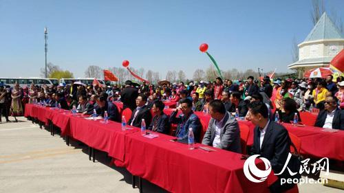 中共凉城县委书记王文,乌兰察布市旅游局和来自北京,河北省张家口