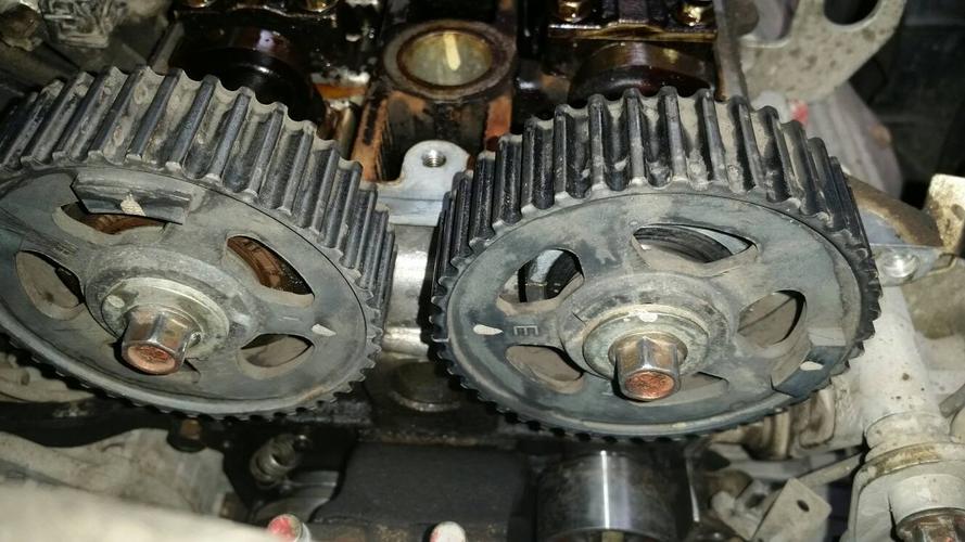 海马双凸轮轴怎么对正时对那个记号