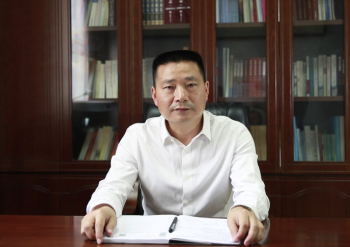 正安县县长吴起