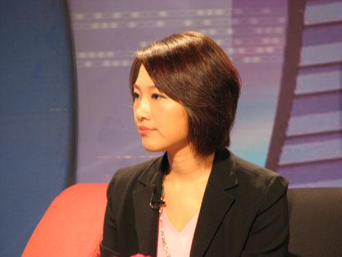 美女主播张小莉否认与张广宁结婚 前夫为富商