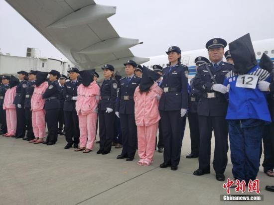 四部门:依法严惩利用信息网络实施的黑恶势力犯罪